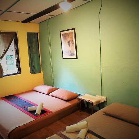 Moontree47 Motel George Town Eksteriør bilde